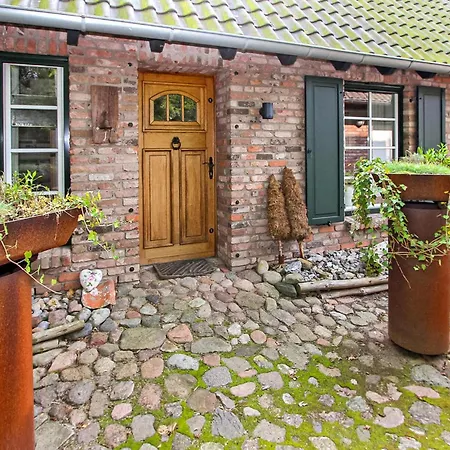 Feriehus Stunning In Fuhlendorf With Sauna *
